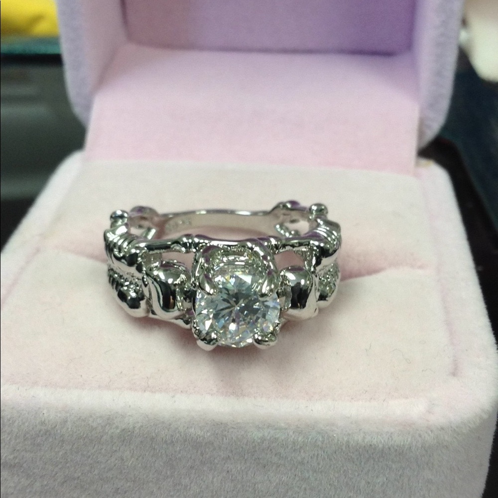 Sterling silver zirconia skeleton ring Size 8
